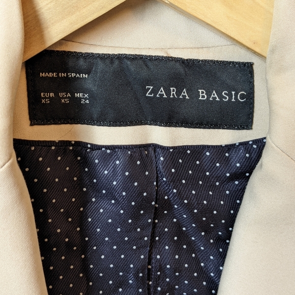 Zara XS Tan Blazer - Picture 3 of 9